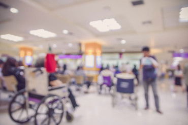 medical-malpractice-hospital-overcrowding.jpg